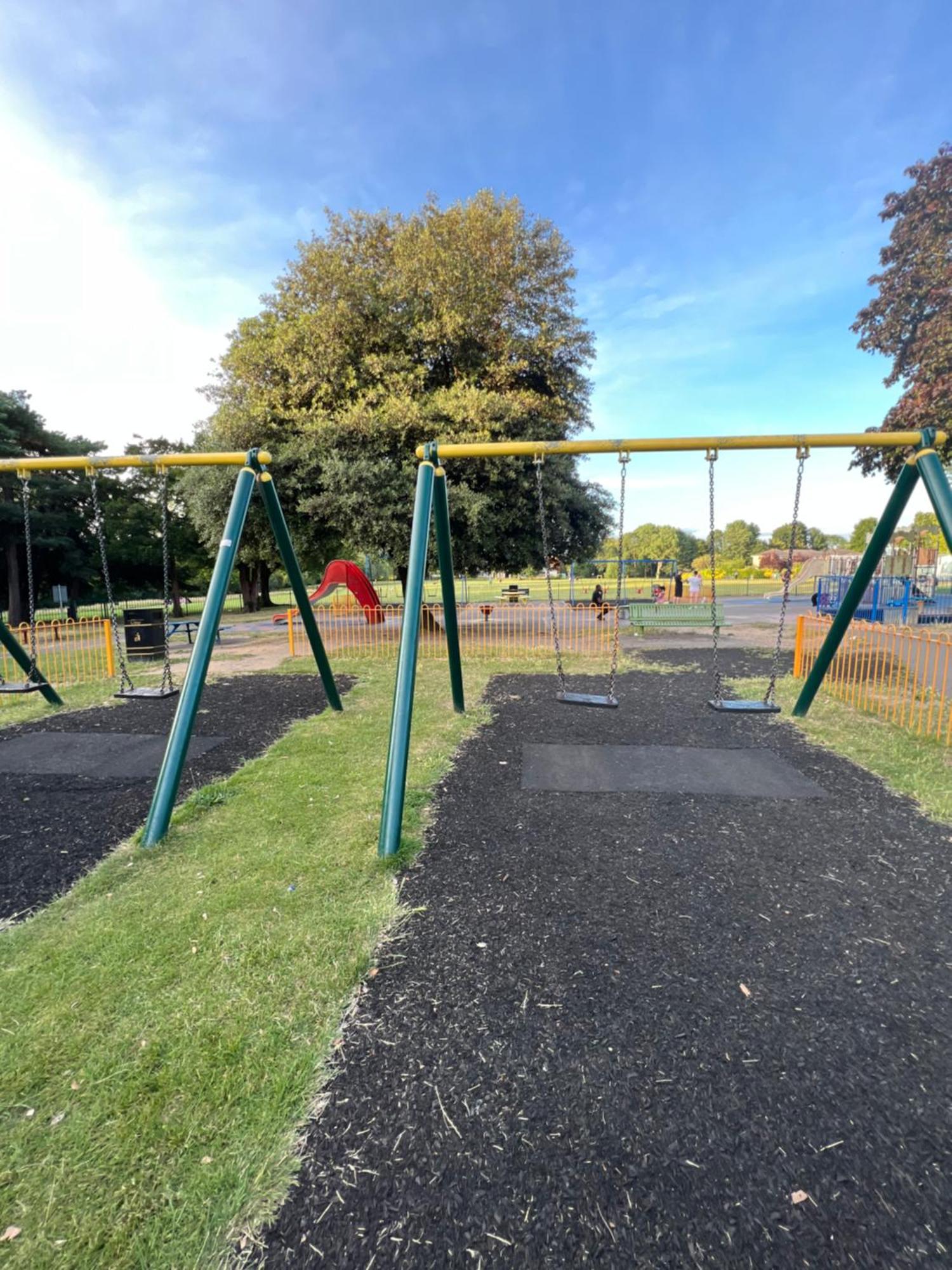 Cosy Private Flat In London, Free Parking On Premise Leilighet Carshalton Eksteriør bilde